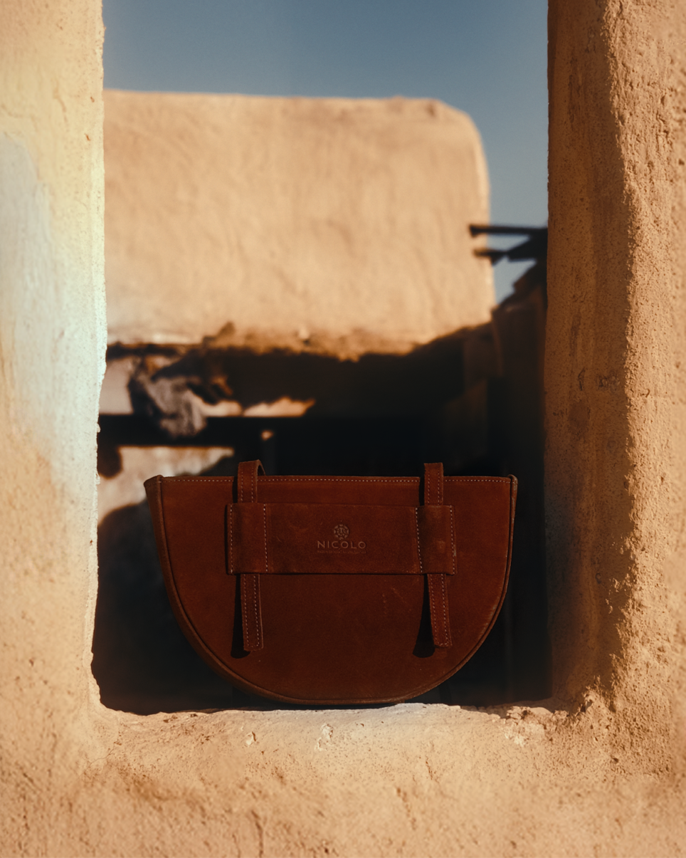 The Timeless Gift: Why Leather Products Make the Perfect Present for Any Occasion