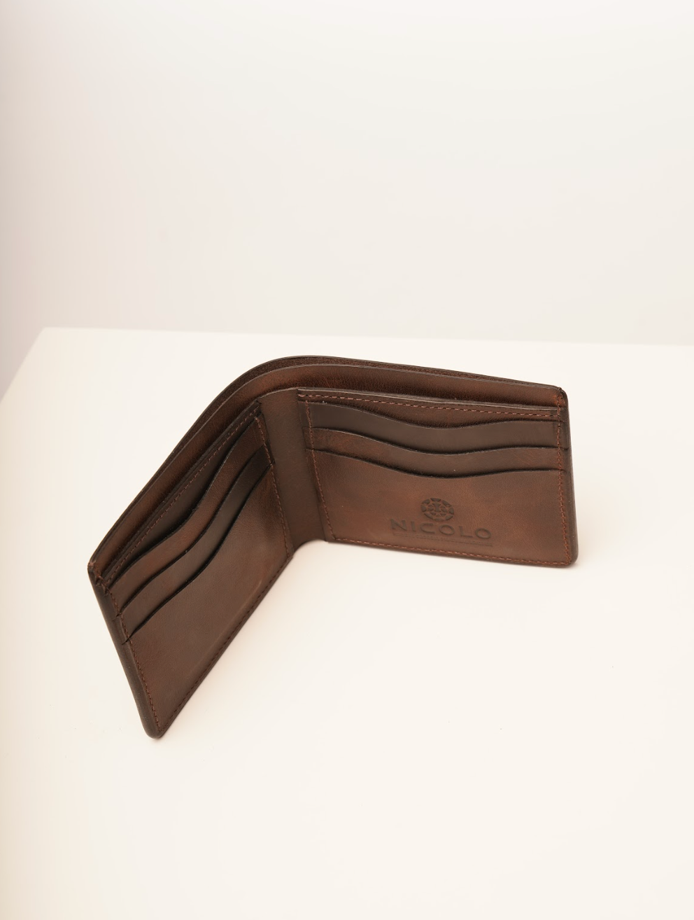 საფულე, ნატურალური ტყავი, ნიკოლო